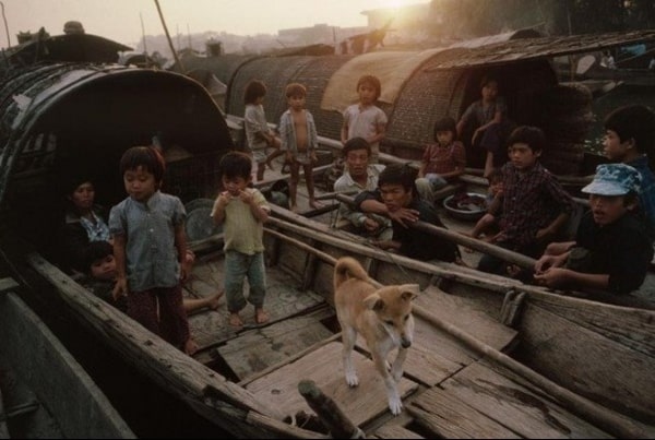 Vẻ đẹp bình dị Việt Nam trong thập niên 90 (Ảnh)
